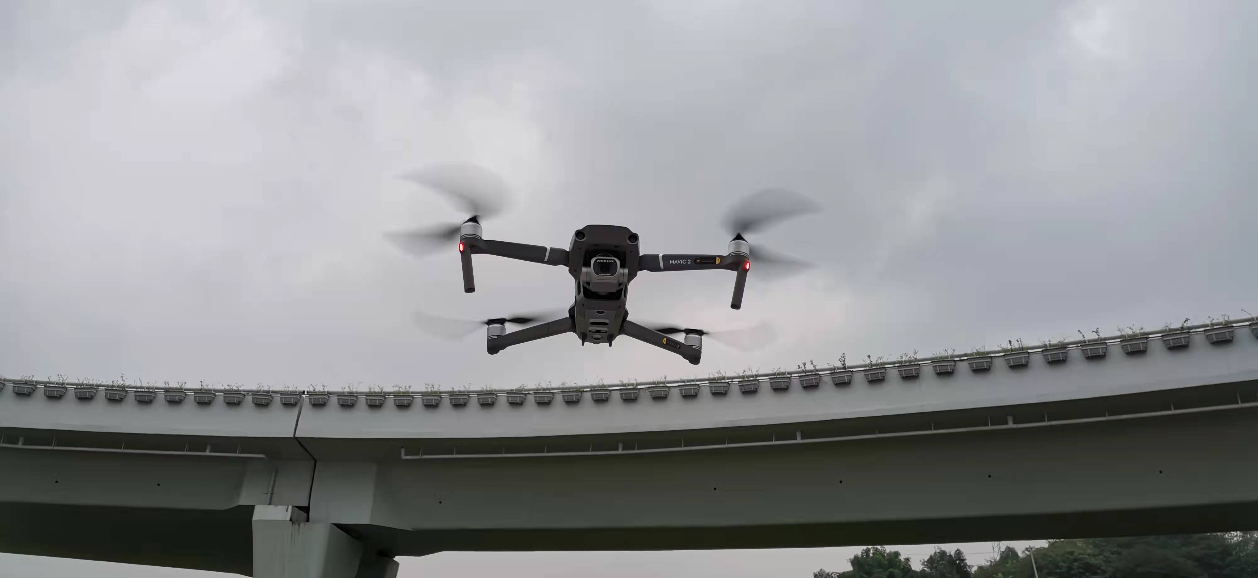 無(wú)人機高空巡檢常態(tài)化，助力城市管理精細化